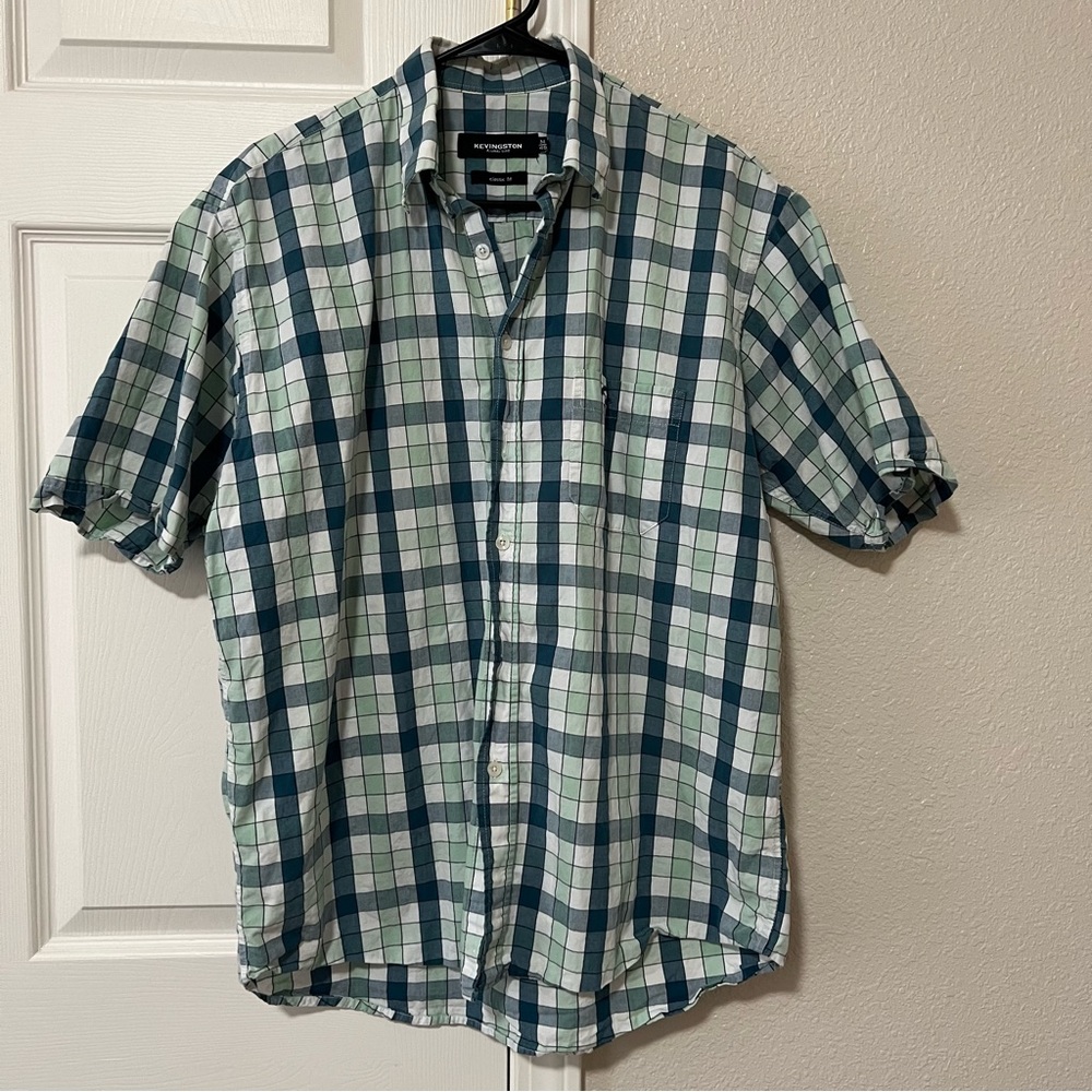 EUC Men’s Kevingston Alumni Line Short Sleeve Plaid Button Down - medium